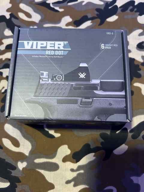 VORTEX VIPER 6MOA Red Dot Sight New in Box