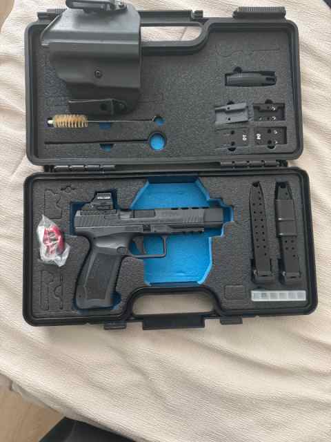 WTT/WTS - Canik TP9 SFX with Holosun optic