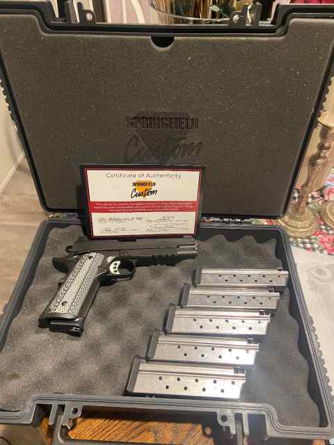 Springfield Professional Operator custom shop 9mm