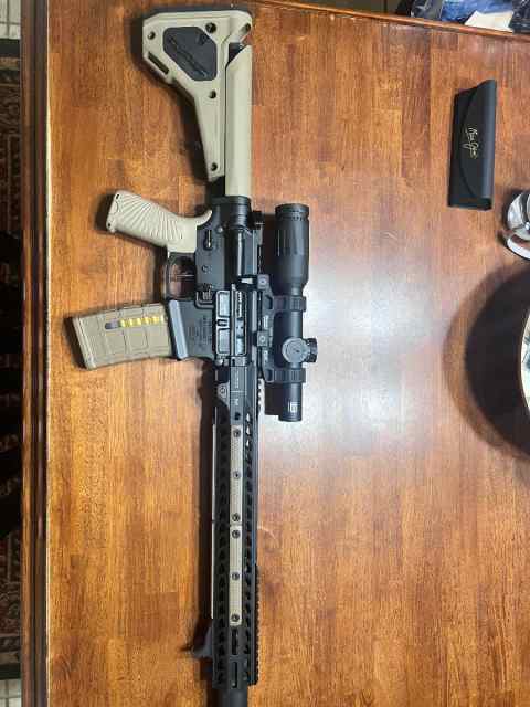 Noveske N4 556 eotech scope