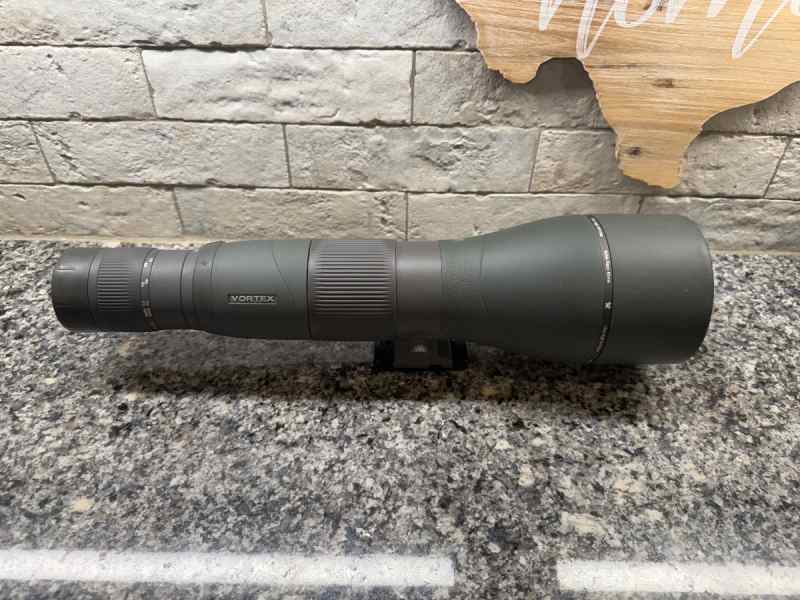 Vortex Razor 27-60x85mm Spotting Scope 