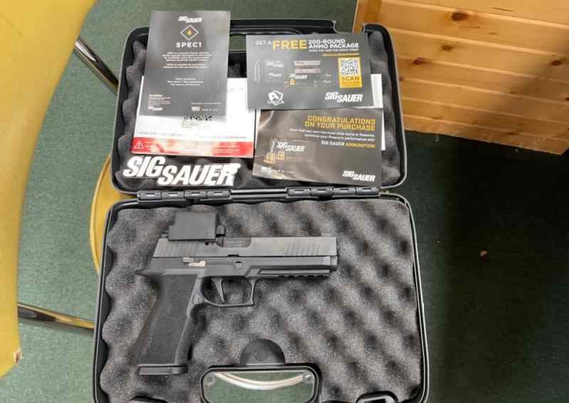 SIG SAUER P320 XTEN W/ROMEO 2 T6 SIGHT 