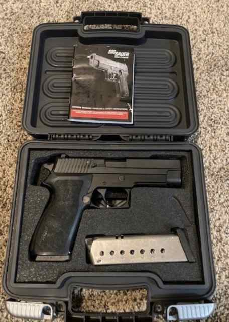 Sig p220 45 ACP 