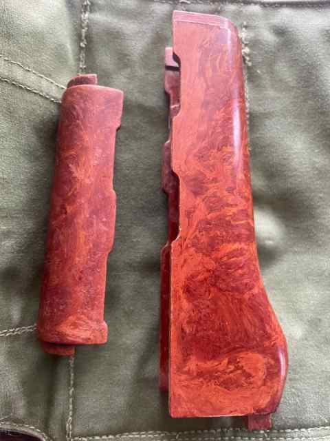 Bulgarian Type 3 bakelite handguards