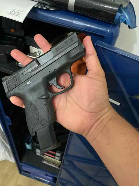 M&amp;p shield 9mm 