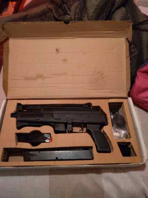 PAK 9mm for sale with extras.