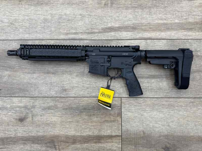 *NEW IN BOX* DANIEL DEFENSE MK18