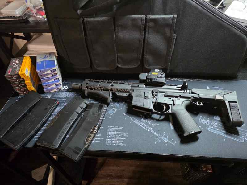 5.56 AR Pistol w/ Extras