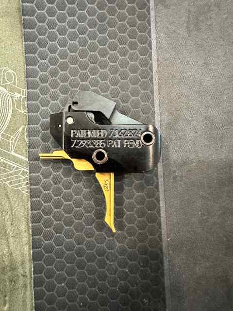 AR GOLD FLAT TRIGGER