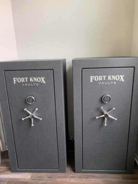 Qty (2) Fort Knox Defender 6031 Safes
