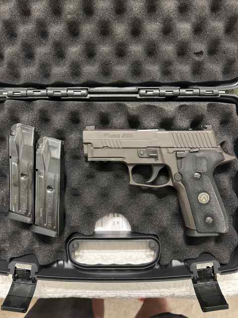 Sig P229 Legion