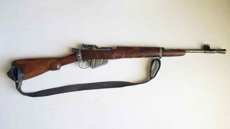 English Lee Enfield No. 5 Jungle Carbine