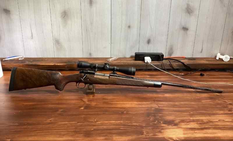 Winchester Model 70 Super Grade .270 Win 24”