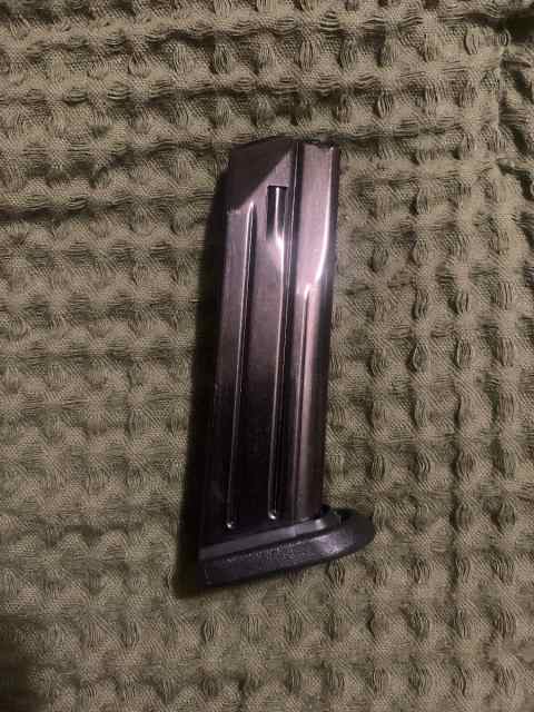 17 round FN 509 mag