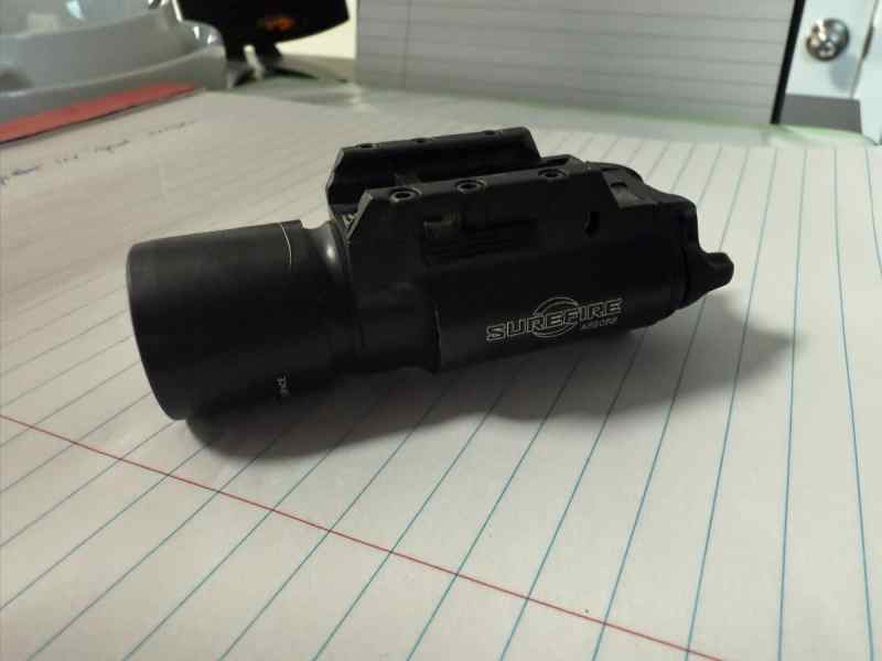 Surefire X300 w/ Battery