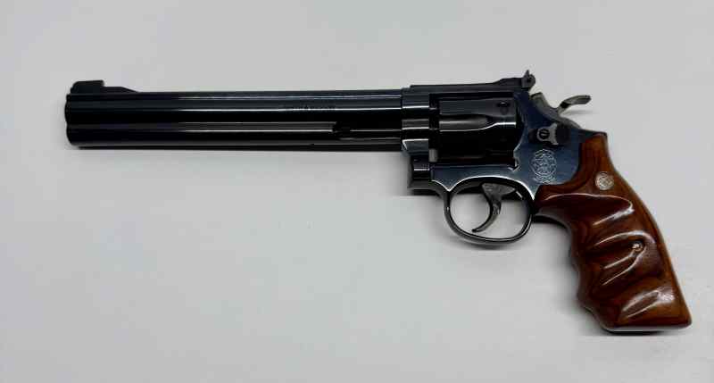 Smith &amp; Wesson model 17-6 revolver .22LR .22Short