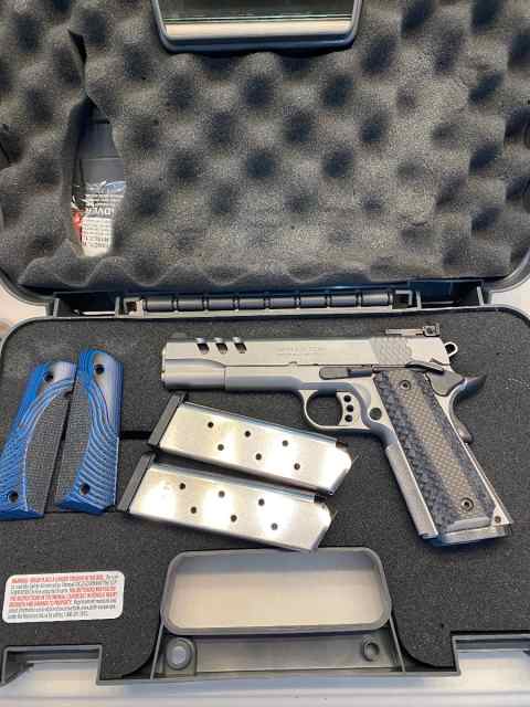 Smith &amp; Wesson 1911 Performance Center 45