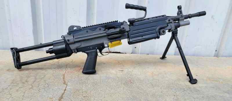 USE FNH M249S PARA - Semi Auto Belt Fed 5.56 NATO