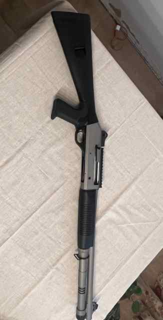 Benelli M4 H20