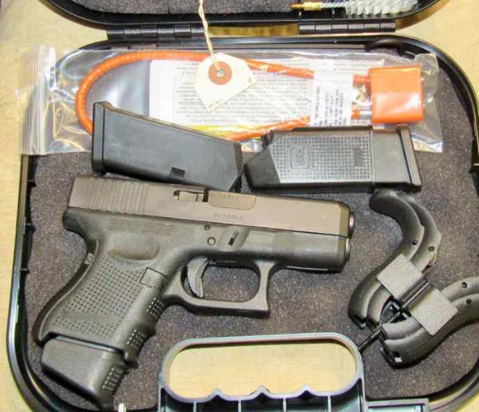 Glock 26 GEN4 9mm Compact Semi-Auto Pistol