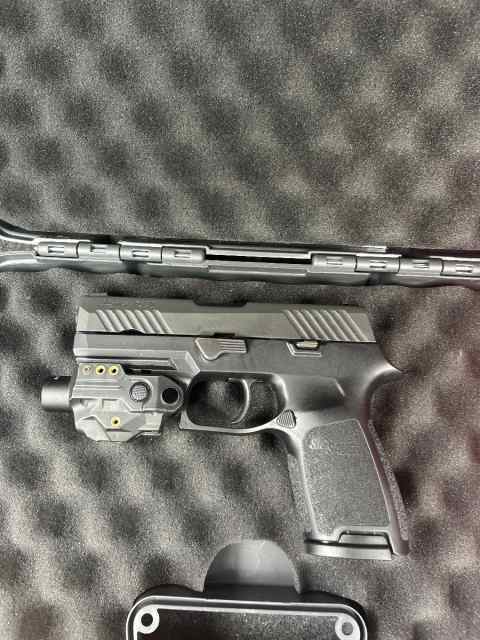 Sig p320 chambered in .45 acp 