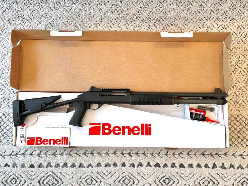 Benelli M4 LE Shotgun 11715