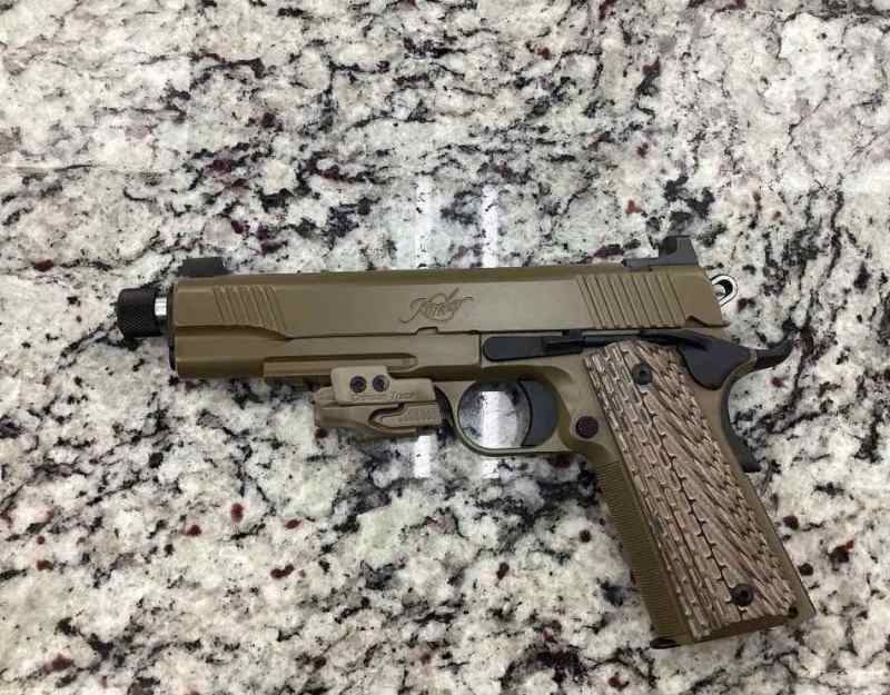 KIMBER 1911 Desert Warrior .45ACP Pistol w/Crimson