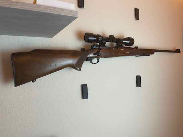 1952 Winchester Model 70 (30-06)  