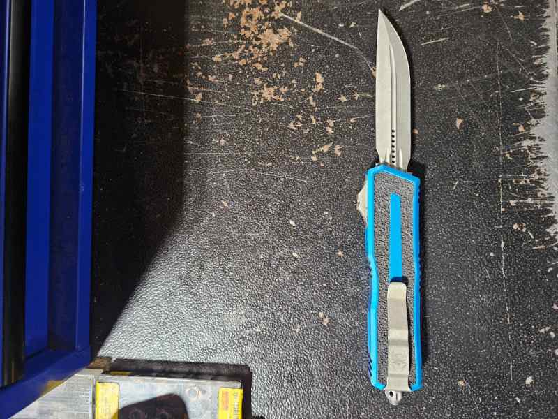 Microtech scarab gen 2