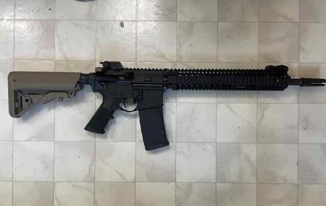 Iwi, Daniel defense, fn ar15 $850