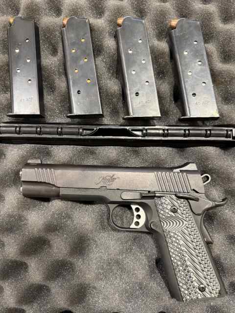 Kimber Custom II .45acp WITH 450 rounds