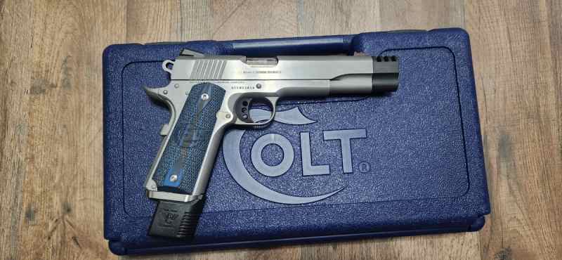 Colt 1911 Series 70 Competition .45 ACP Pistol