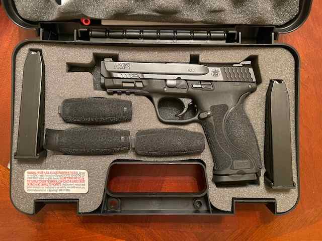 S&amp;W Smith and Wesson M&amp;P 9mm 2.0