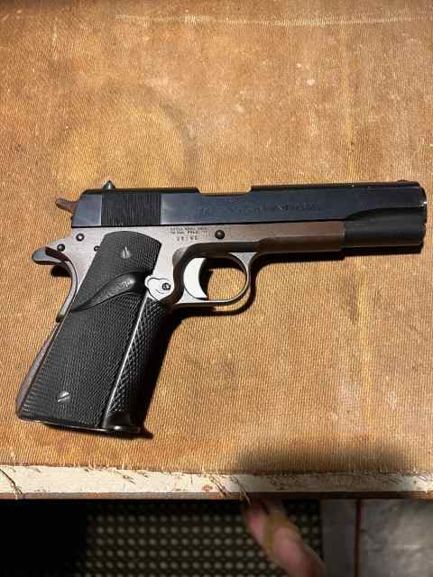 Colt 1911 Government Model 45 ACP Handgun