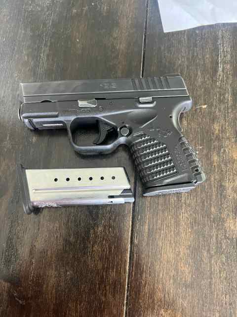 Two pistols bundle 