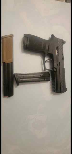 Sig Sauer p320 9mm sale or trade