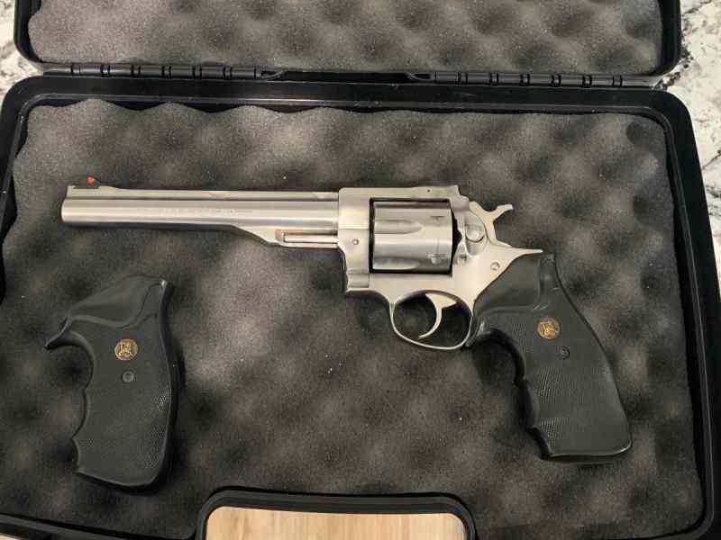 Ruger Redhawk