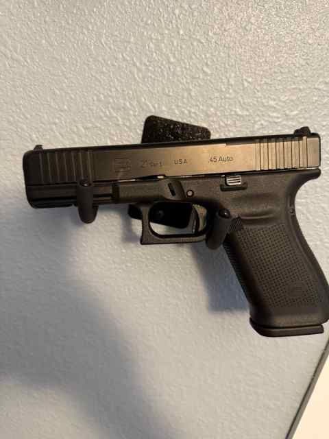 Brand new Glock 21 Gen 5 mos 