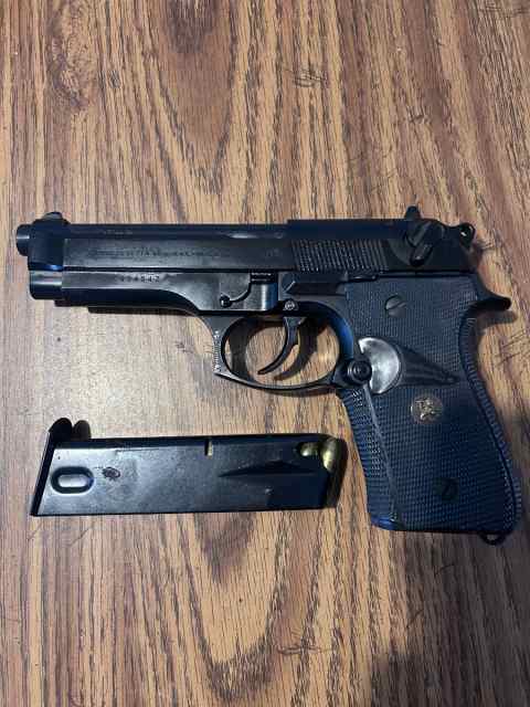Beretta 92FS 