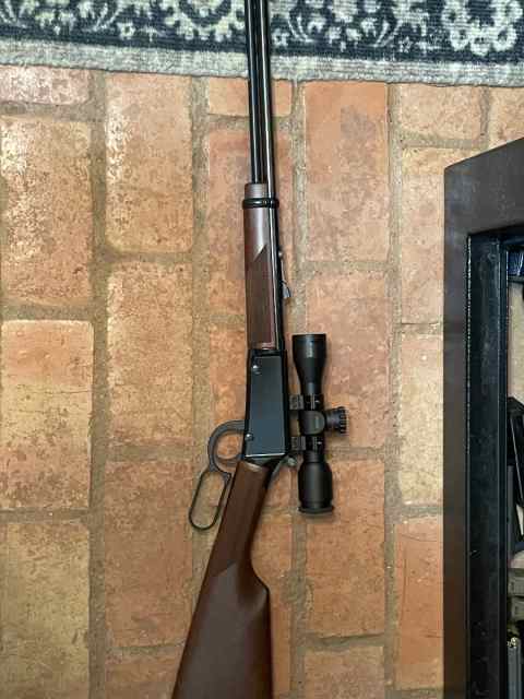 Henry repeating arms lever action W/ scope