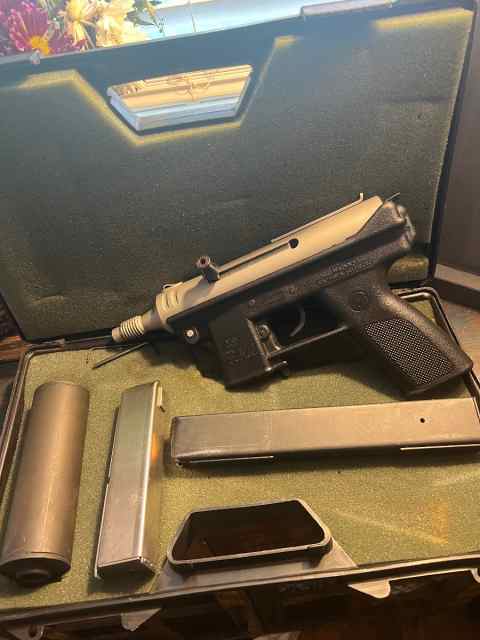 Tec-9 dc9
