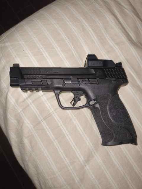 Smith &amp; Wesson M&amp;P 2.0 10mm 4.6&quot; LNIB