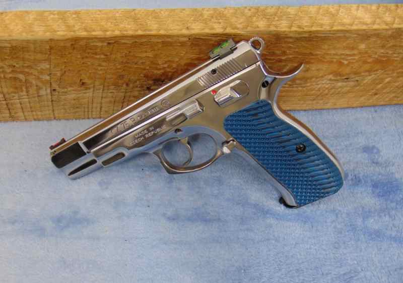 STUNNING CZ-USA MODEL 75 B HIGH POLISH 9 MM LUGER