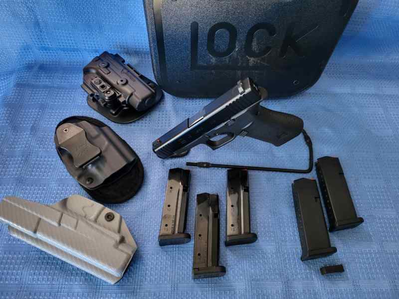 Glock 48 with Shield Mag Package