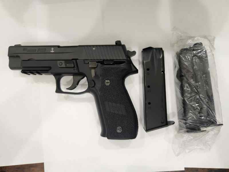 Sig Sauer 226 Mk 25 9mm includes 3 15 round mags. 