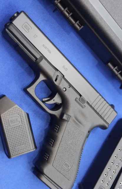 Glock Model G17 GEN3 Pistol 9MM